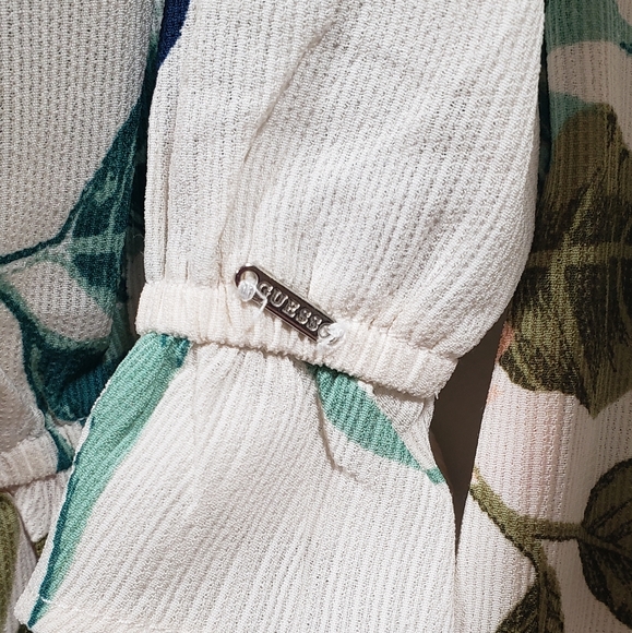 🎅4/10🎅GUESS Floral off the shoulder blouse XS - Picture 6 of 9